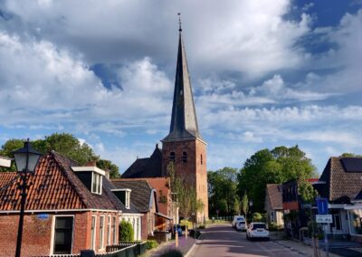 Sint-Willibrorduskerk in Holwert